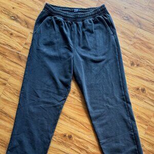 Mens GAP black sweat pants - medium